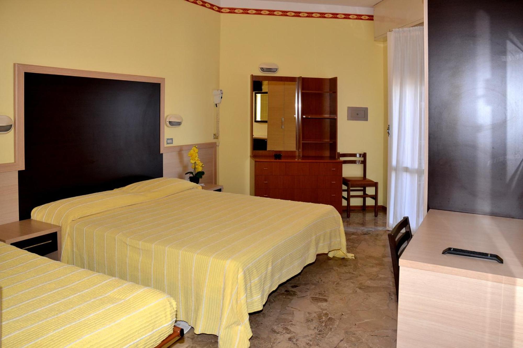 Hotel Marco Polo Bellaria-Igea Marina Værelse billede